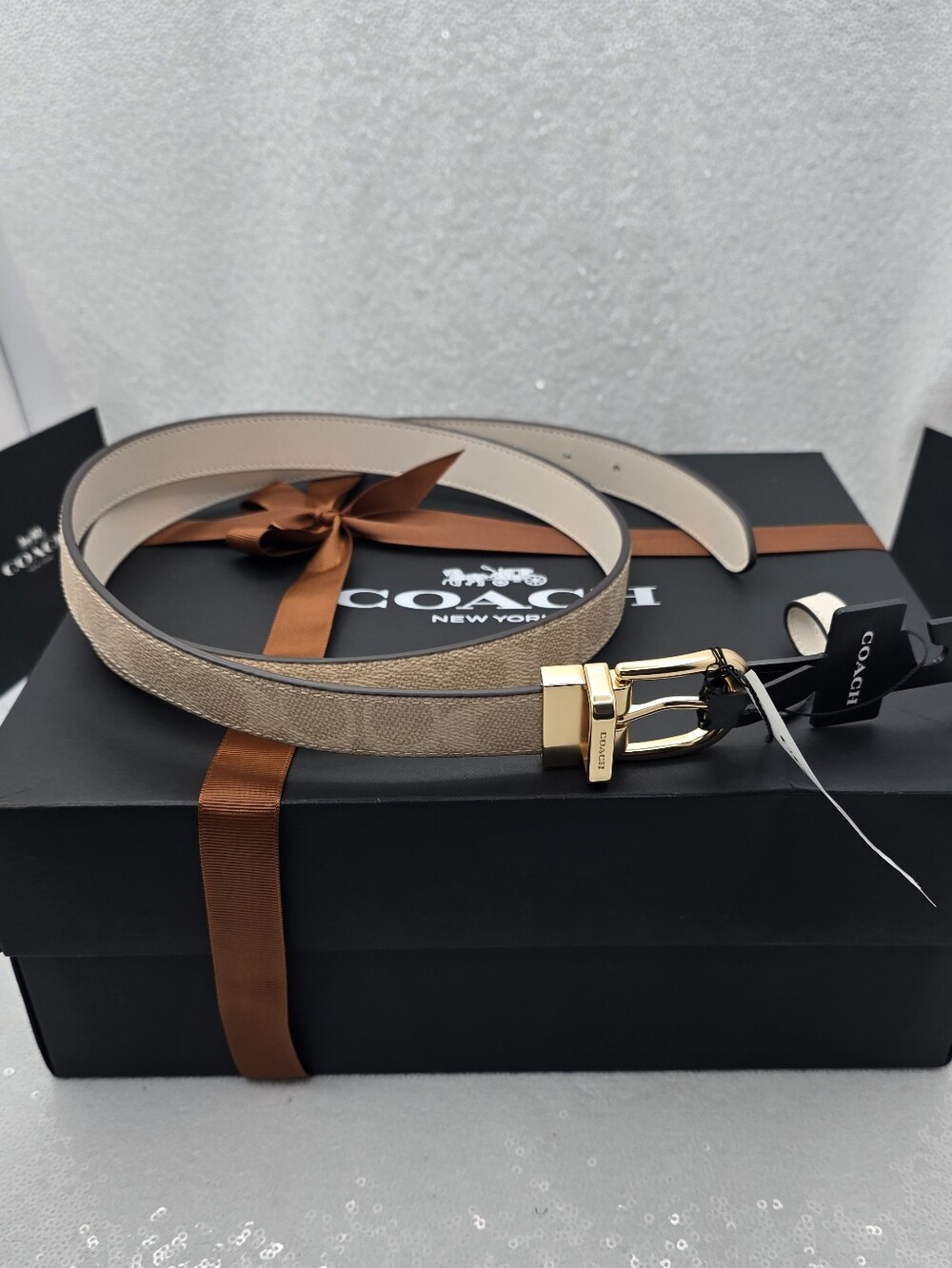 Coach Harness Buckle Cut To Size Reversible Belt 25mm Leather Sand/Chalk - Picture 5 of 9